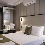 Hotel Bonnie 3*