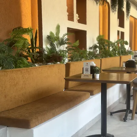 Hotel Bonnie 3*