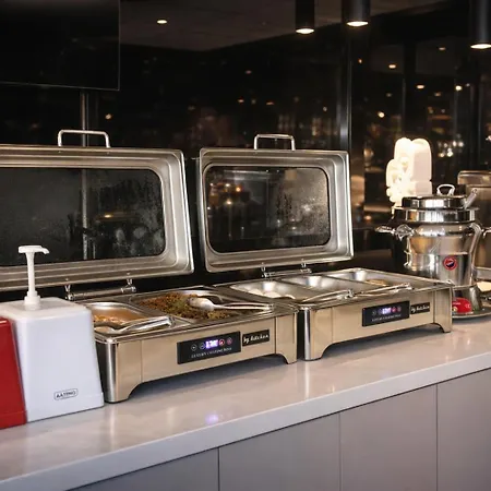 Bonnie Hotel 3*